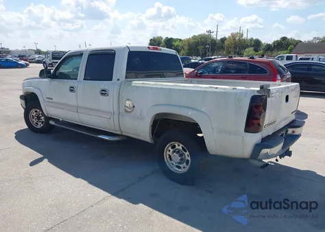 2005 Chevrolet Silverado 1500Hd Ls z USA, uszkodzony, nr VIN 1GCGC13U65F931567
